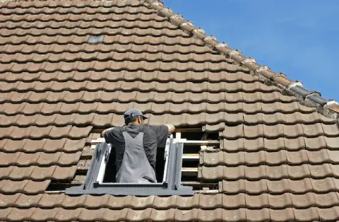 Pose de velux - Le Ménil-de-Briouze
